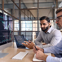people_on_computer_with_data