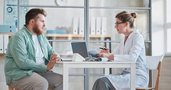 obese_patient_talking_with_doctor