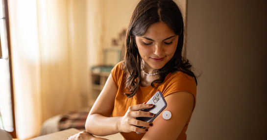 woman with diabetes app